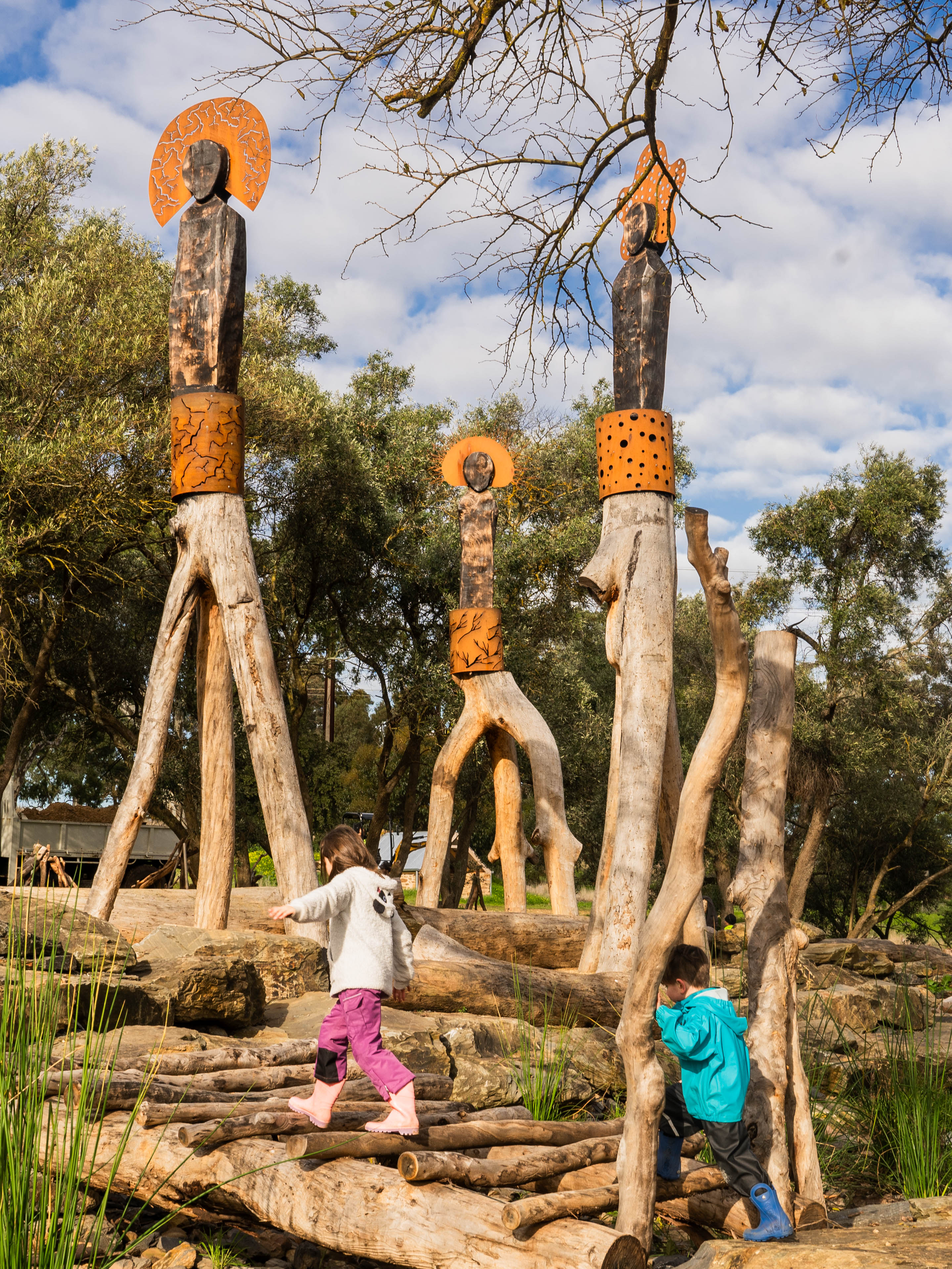 Please upload one image to be used for promotional purposes that best represents your submission