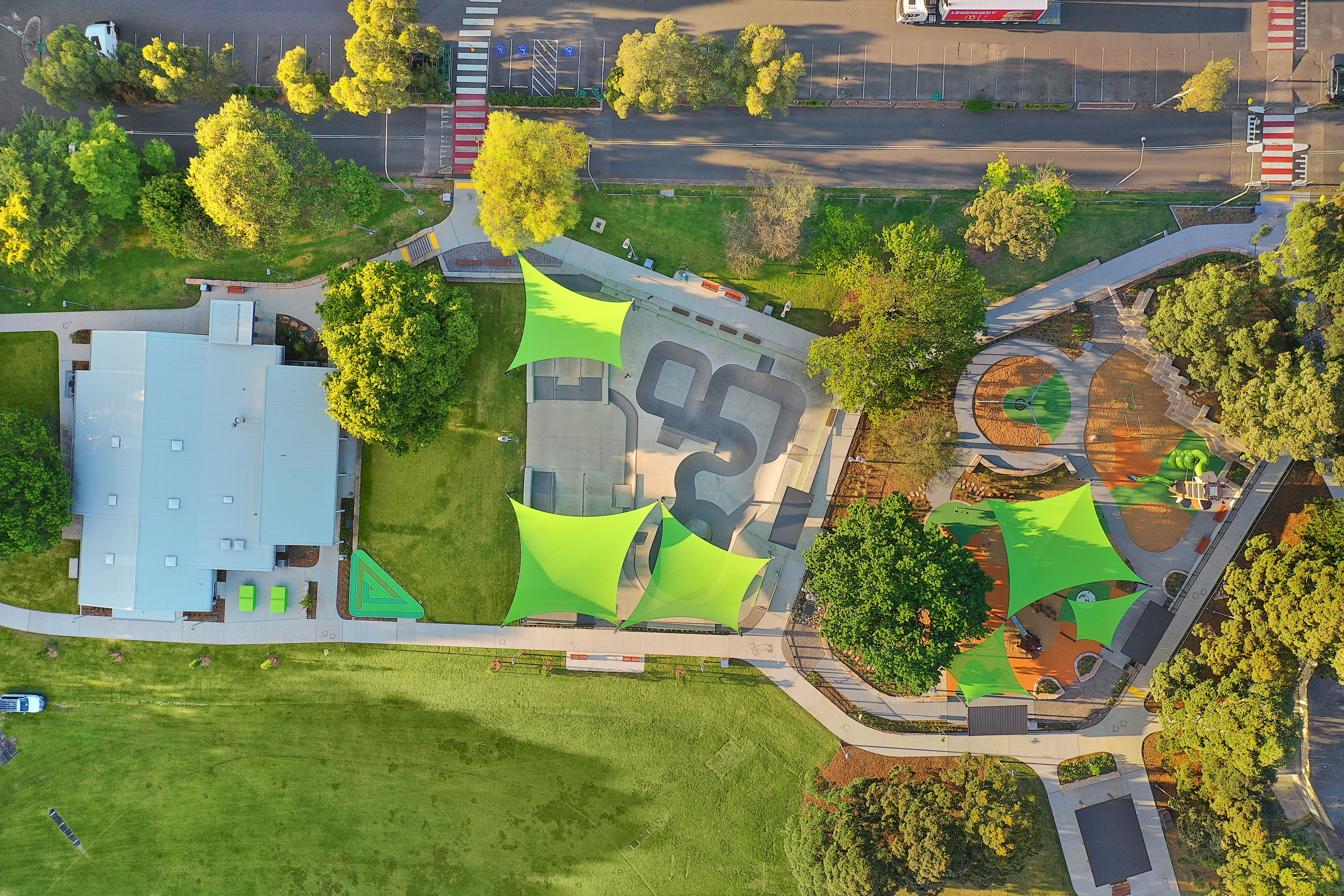 Please upload one image to be used for promotional purposes that best represents your submission