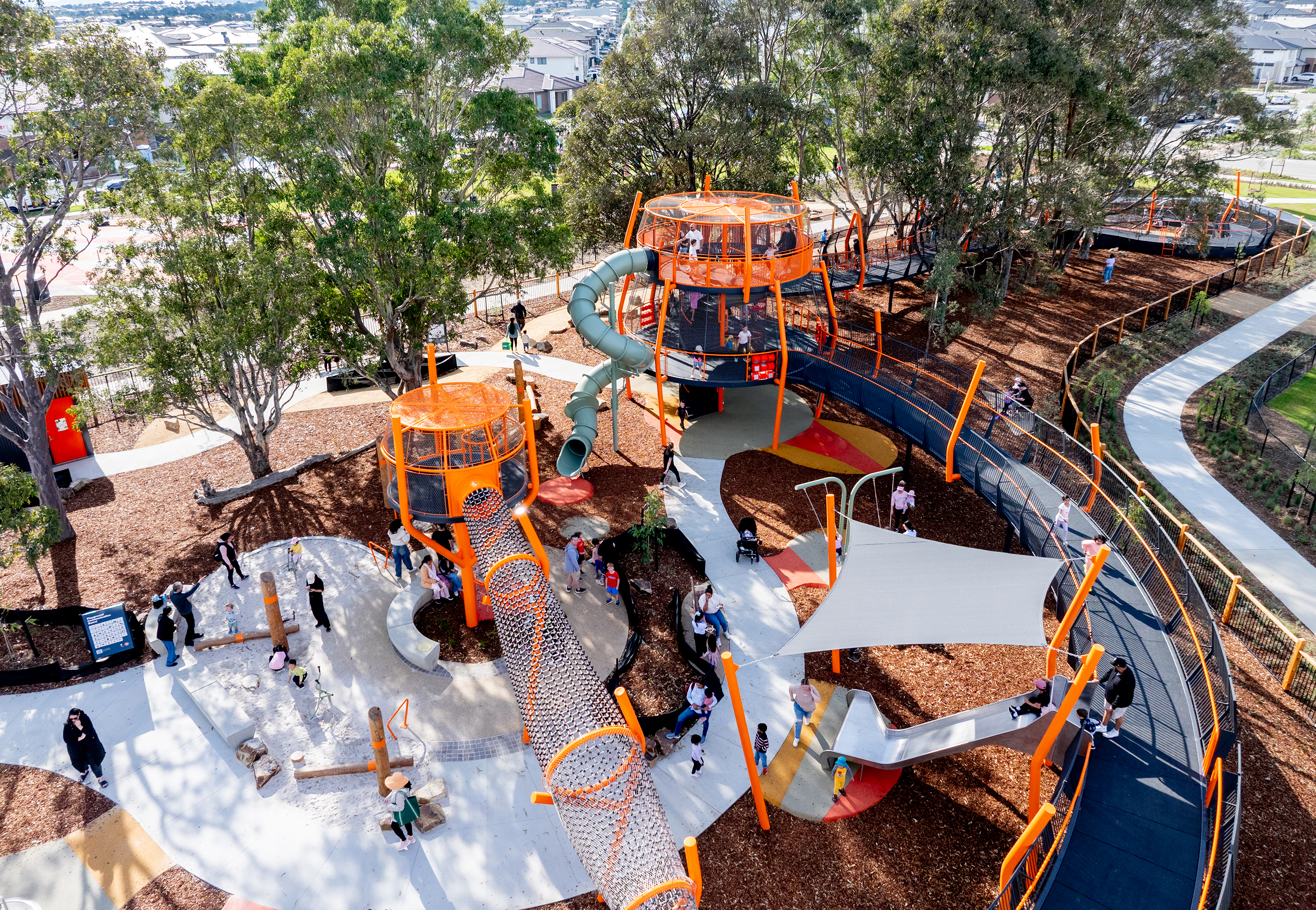 Please upload one image to be used for promotional purposes that best represents your submission