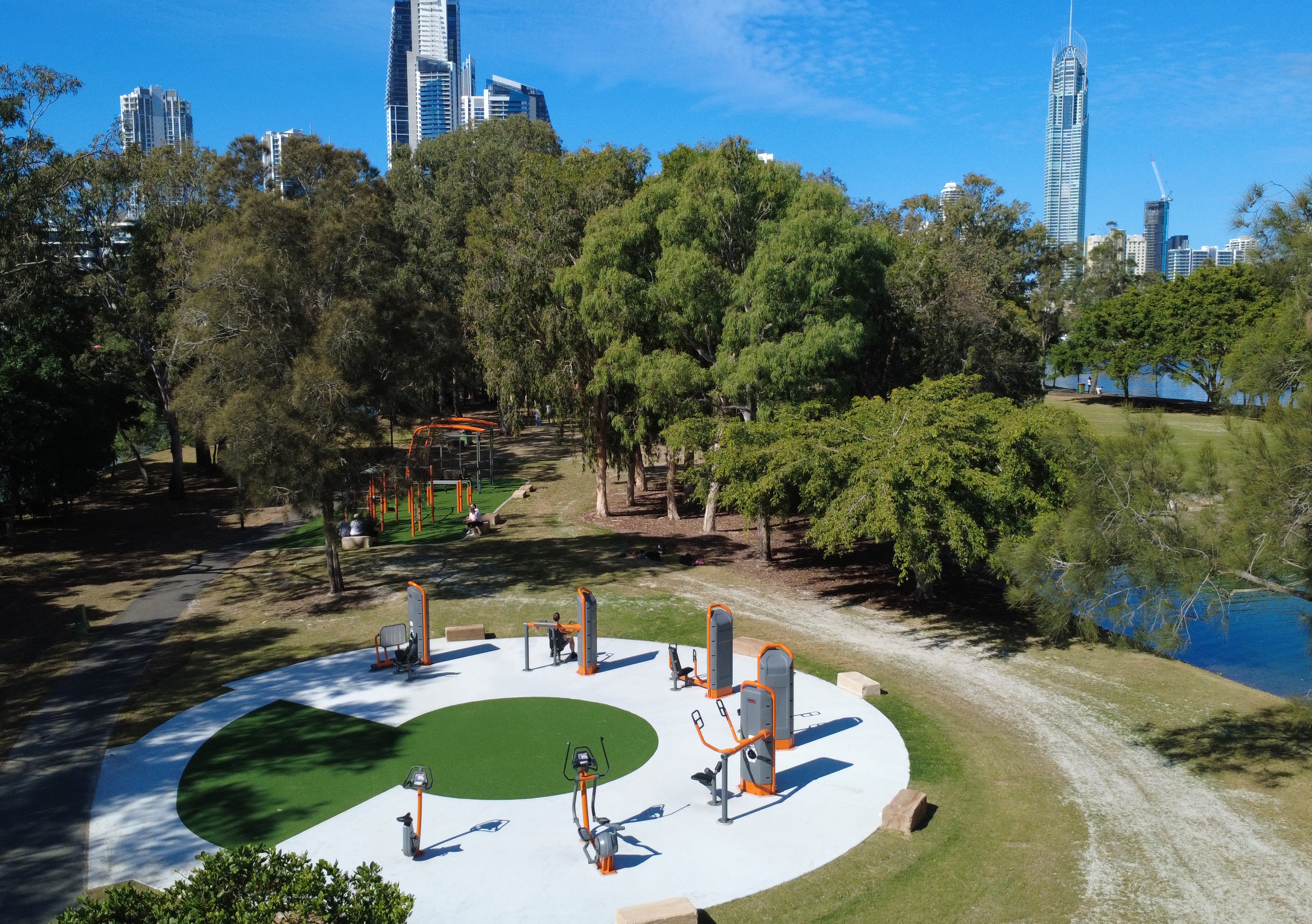 Please upload one image to be used for promotional purposes that best represents your submission