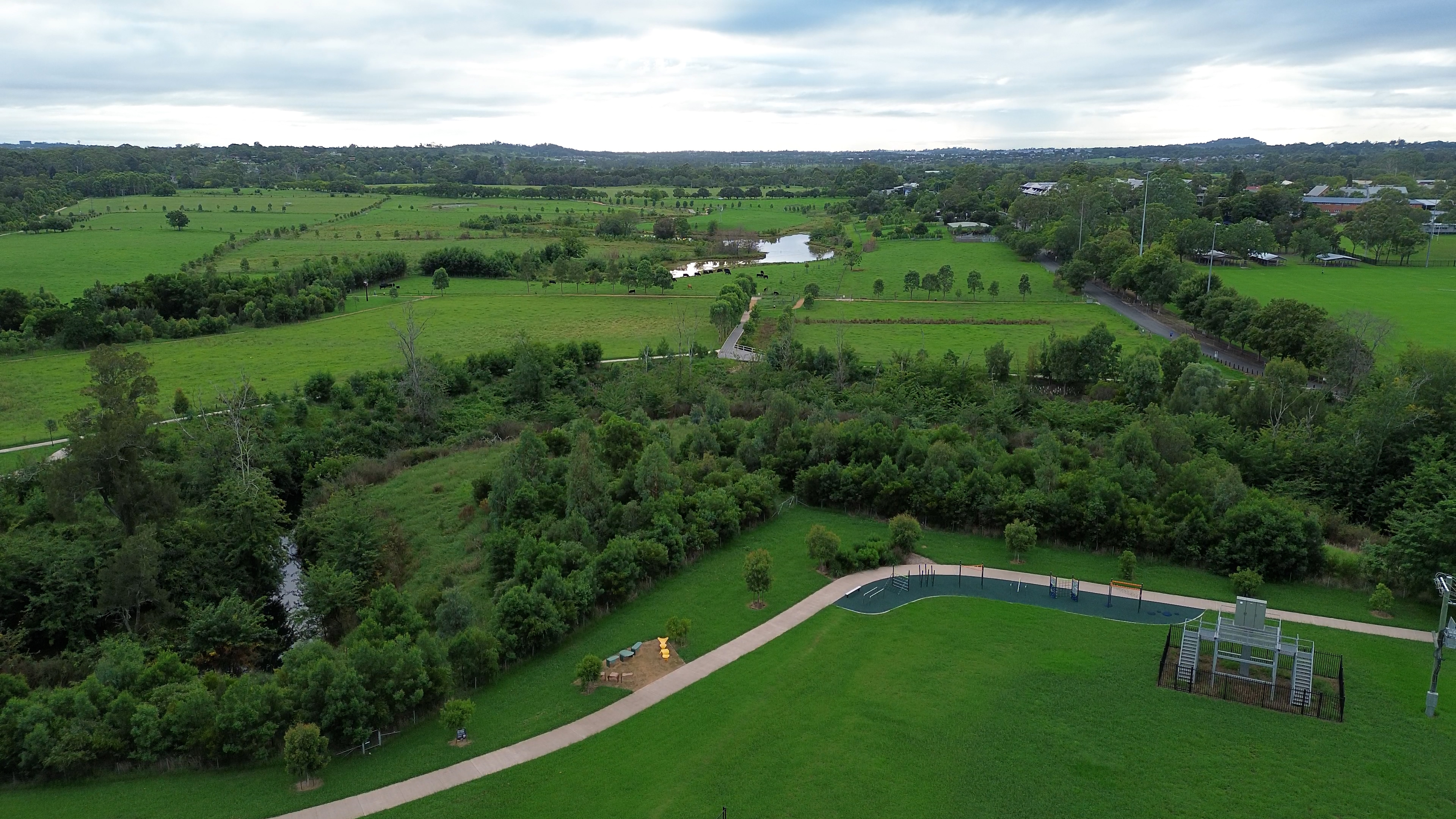 Please upload one image to be used for promotional purposes that best represents your submission