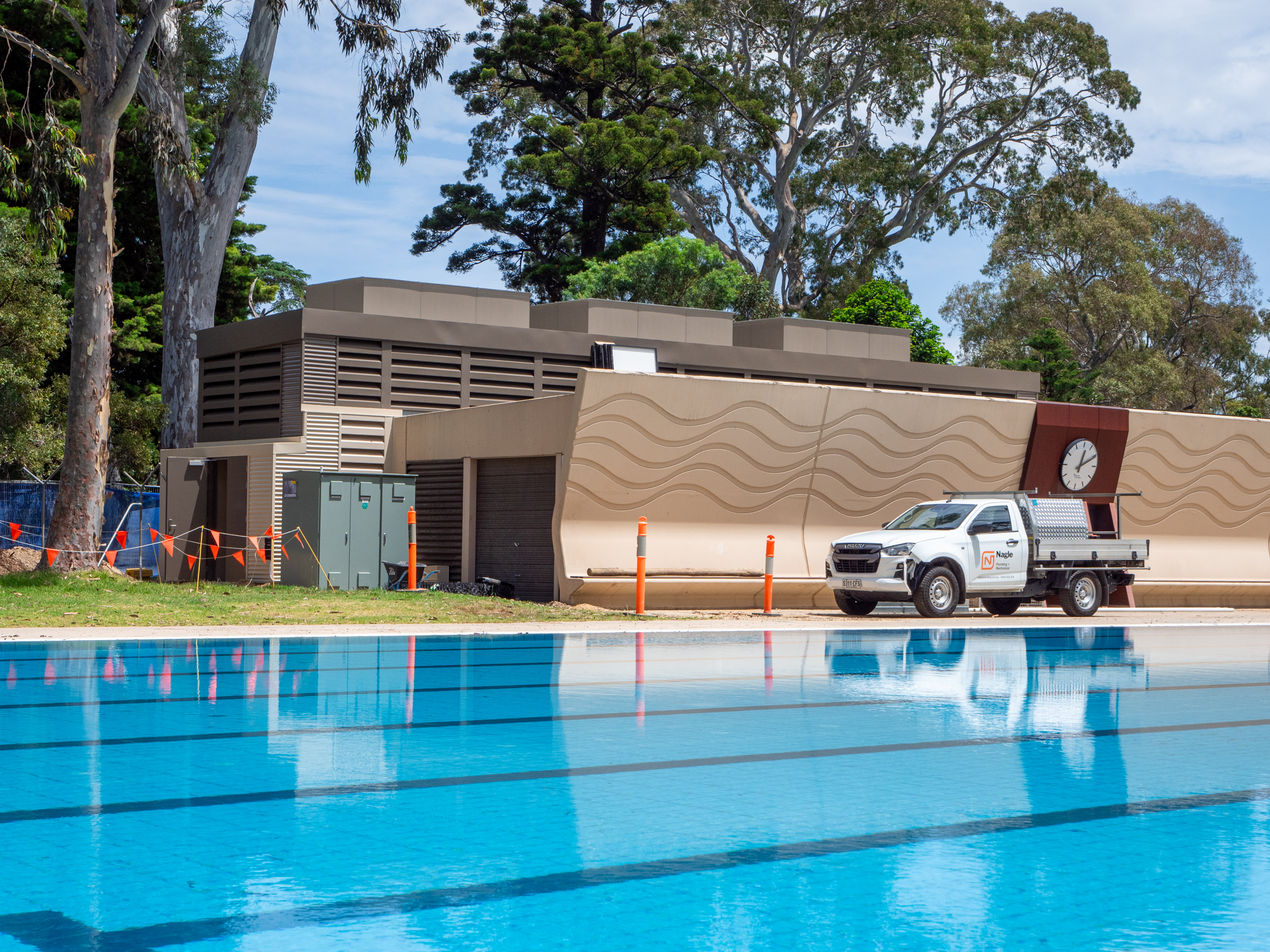 Please upload one image to be used for promotional purposes that best represents your submission